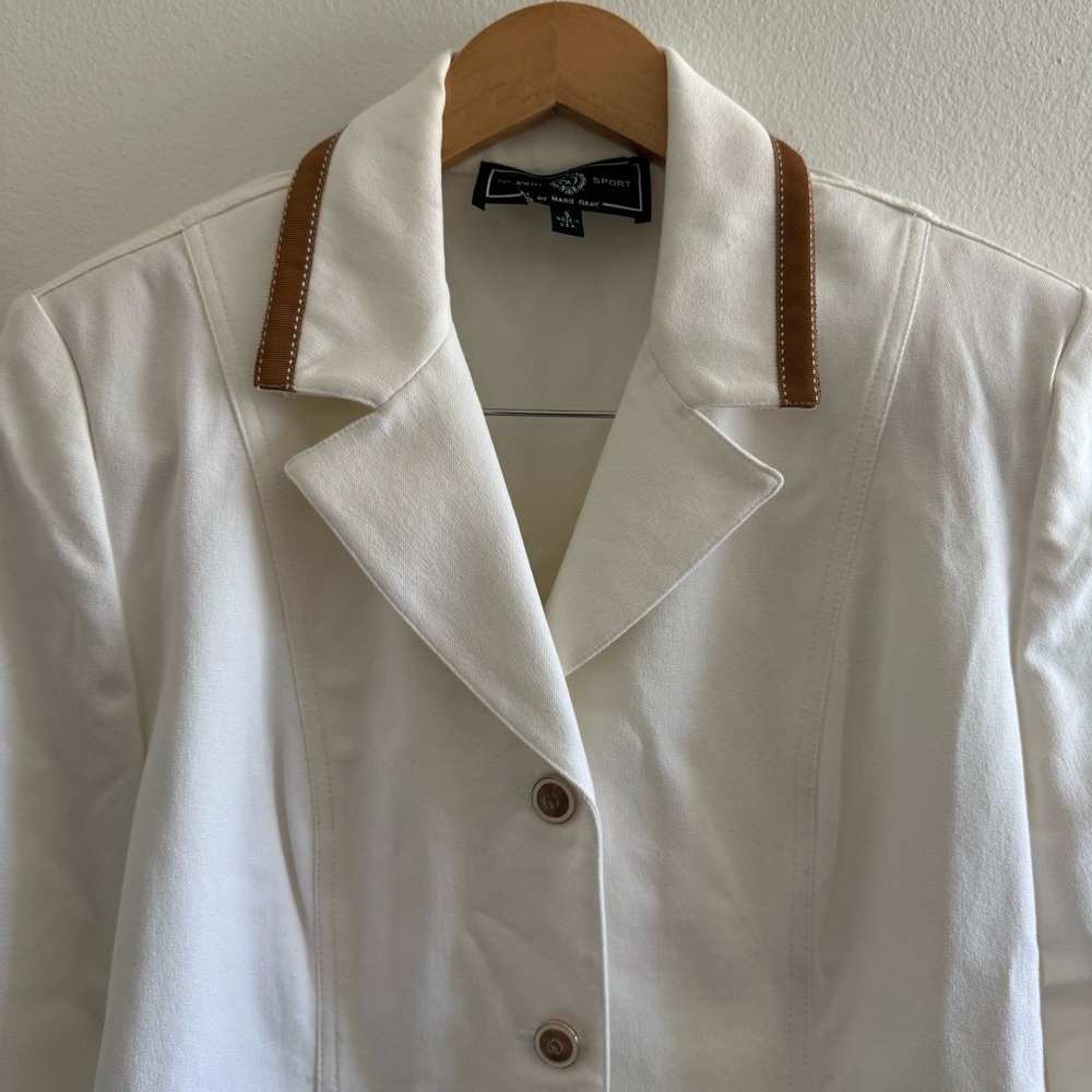 Vintage St. John Sport By Marie Gray White with Tan Trim Blazer size Small - Picture 8 of 9